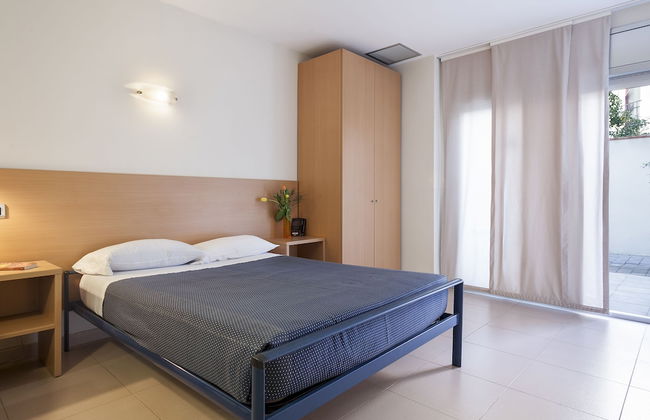 Apartamentos Porta Coeli - Photo 4