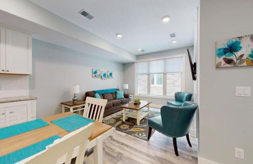 Cozy TC Bay Condo - Photo 6