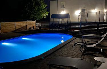 Holiday home “MARKO” with heated pool! - Photo 4