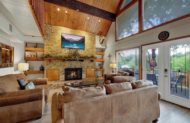 Gettin' Guada Loopy With Hot Tub & Riverfront - Foto 15