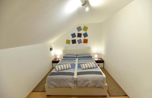 Iva's Place - Foto 32