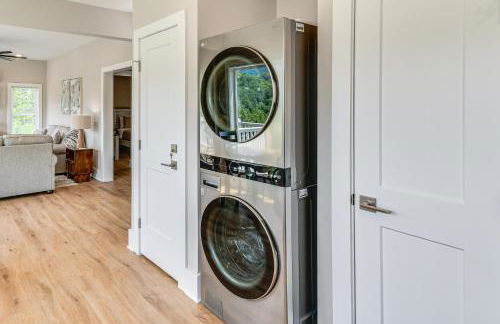 Mtn Views and Stunning Fall Hikes Maggie Valley Apt - Foto 8