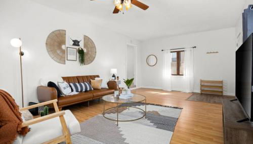 Heights Records - a trendy 2BD - Foto 2