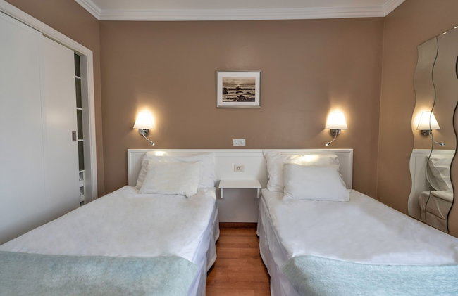 Coral La Quinta Park Suites - Photo 25
