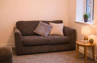 Contemporary 3-Bedroom Home Quiet Rotherham Location with Parking - Foto 5