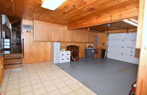 Mountain Meltdown - Pet Friendly, Grill, Wifi, Fire Pit, EV Station -Shared Space - Grill, Fire Pit, Covered Porch, Fountain Pond - Foto 17