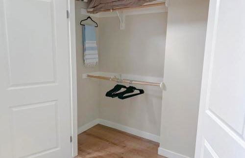 Mid Century With Pool GYM and Parking 10min to Cedars - Photo 21