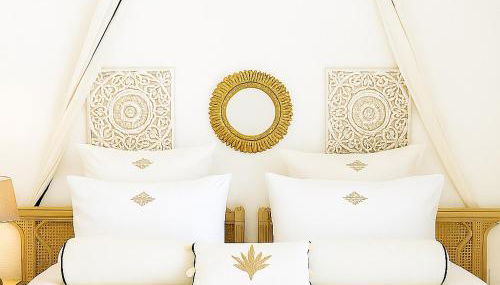 Fabuleux! La Maison Au Bois Dormant - Foto 2