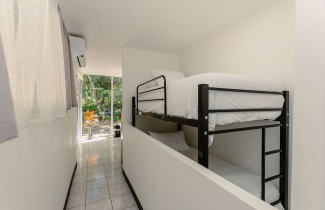 Mangoya Lounge - Photo 12