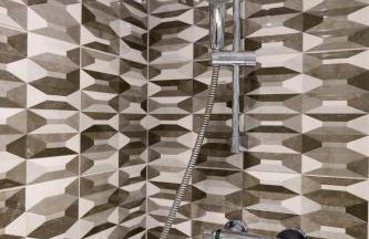 Located in the peaceful NG8 Wollaton , Perfect for Business Trips & Family Holidays or working proffesionals-long term deals, M1 Nearby , Free Parking , Private Garden , 500Mb Wi-Fi , Netflix - Foto 52