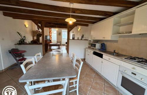 Charmante maison ancienne rénovée avec jardin privé, 5 couchages - FR-1-426-171 - Photo 6