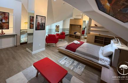 Luxuoso apartamento de 3 suítes frente rua torta - Foto 3