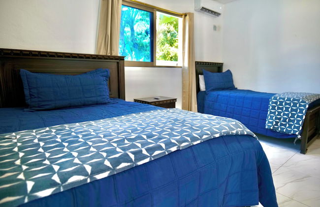 Villa Pravda Guerra 4BR 6BDS 12PAX - Foto 10