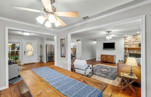 Lakefront Haven about 6 Mi to Historic Granbury Square - Foto 8