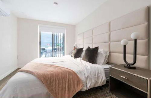 Luxury 3BR Duplex w Private Patio in Upper East - Foto 21