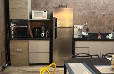 Casa Flat, Suíte, Ar-Cond, Área Gourmet e Garagem - Foto 17