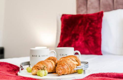 Great Location 2 Bedroom House in Nottingham, Private Garden, Fast Wi-Fi and Free Parking - Photo 46