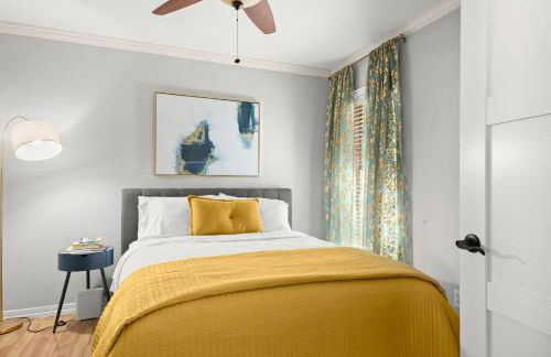 New Remodeled 4 BDRM Central Austin W/Pool & Patio - Foto 11