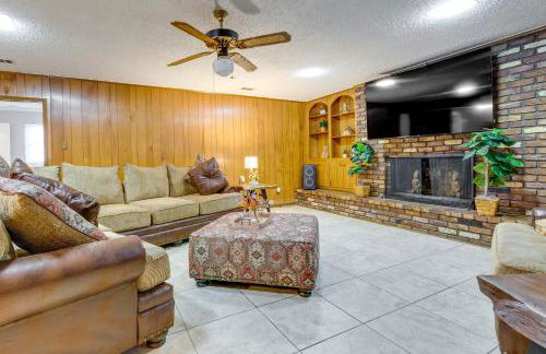 Spacious Little Rock Home with Patio - 9 Mi to Dtwn! - Foto 4
