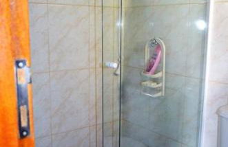 Casa perto a praia Guaecá 6 -10 pessoas - Foto 6