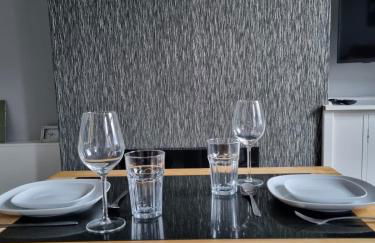 Dog friendly 1 bed cottage with a king sized bed - Foto 7