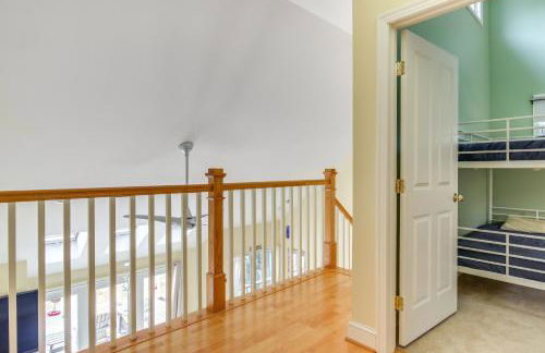 Plymouth Getaway with Private Lake Beach and Kayaks! - Foto 16