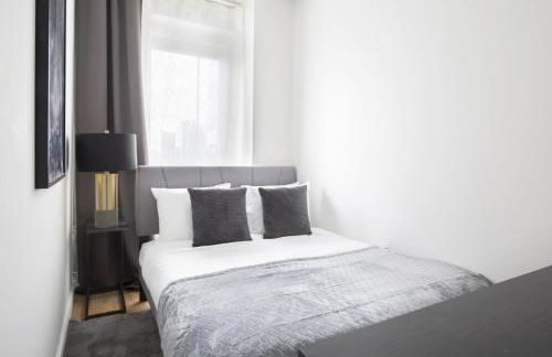 Stylish 2BD with Washer and Dryer near Times Square - Foto 13