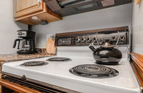 Relax & Explore Waterfront Crawford Lake Cottage 4878 - Foto 19