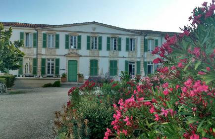 Ile de Ré - Proche plage - Hammam - Sauna - Piscine - 4 personnes - Foto 1