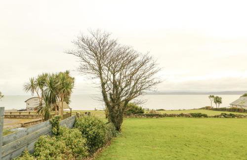 Bryn Teg Cottage - Photo 2