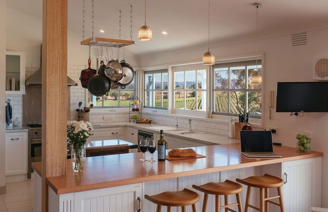 SOUMAH Wines - Photo 8