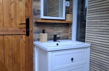 Dziki brzeg Jezioraka - Foto 11