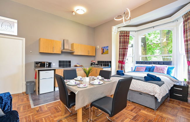 The Elm Wood Apartments - Photo 79