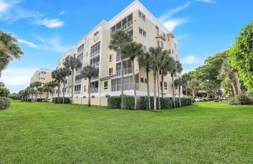 Pelican Bay Retreat | Seasonal Resort Living in Pebble Creek - Foto 24