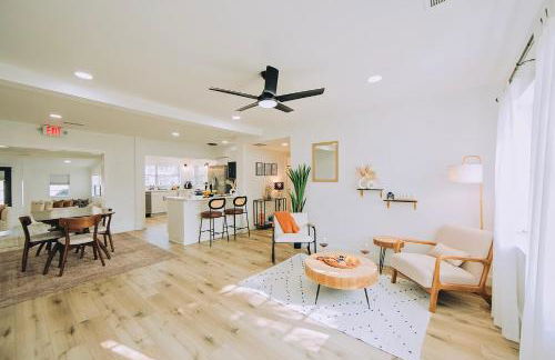 Oasis Over the Bridge of Lions - Foto 38