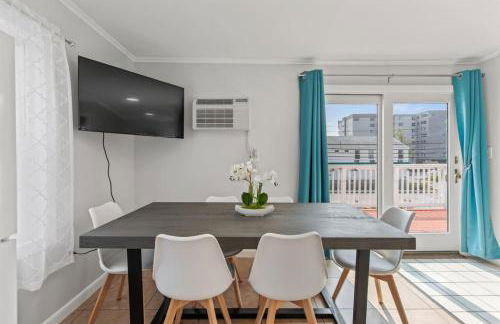 Spacious Family Suite Steps to the Beach (444) - Foto 8