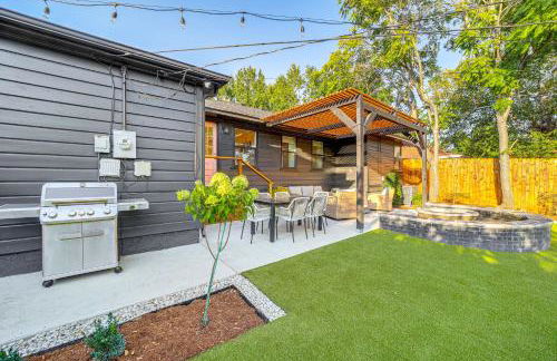 Tulsa Retreat with Backyard Oasis and Putting Green! - Foto 25