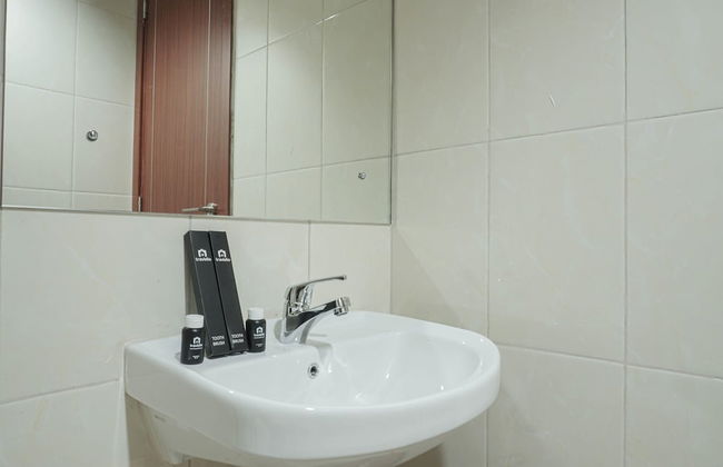 Fully Furnished Apartment with Comfortable Design 2BR Vittoria Residence - Photo 6