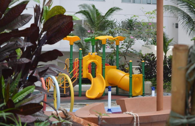 Roomku at Bassura City Apartment - Foto 51