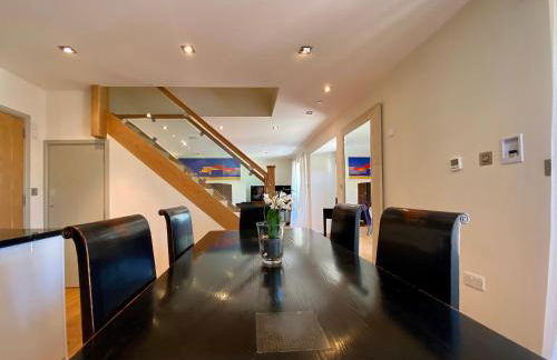 Wellesley House - Photo 4