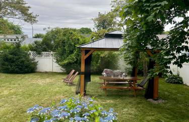 Cheerful 3bd Cape feet from beach, river access - Foto 2