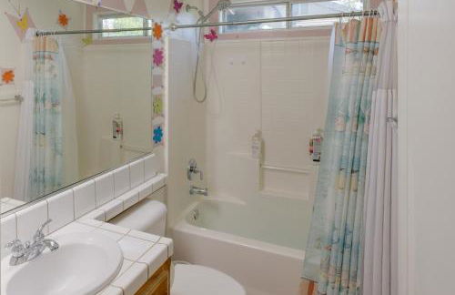 Pet-Friendly California Retreat with Fenced-In Yard! - Photo 17