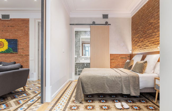 Fuster Apartments By Aspasios - Photo 32