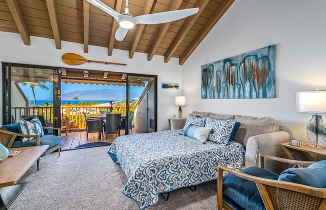 Luxurious & Spacious Ocean Vistas - Photo 14