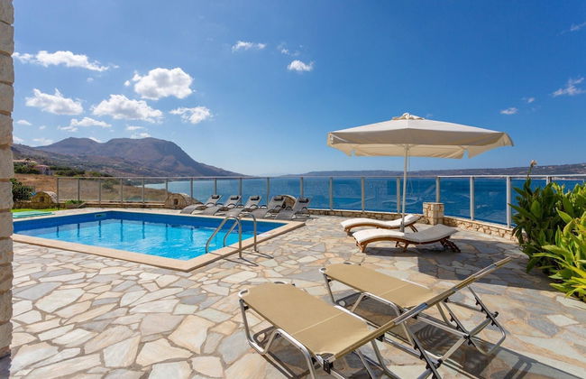 Souda Bay View Large Private Pool Walk to Beach Sea Views A C Wifi - 2119 - Foto 14