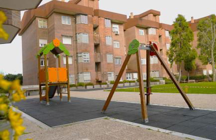 Fabulous Apartment with Garden and Parking - Foto 21