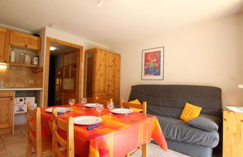 Studio Coin Montagne pour 4 à Chantemerle, Serre-Chevalier - FR-1-330E-52 - Foto 1