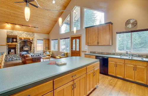 3 Mi to Lake Easton Sno-Park Family Cabin Escape! - Foto 11