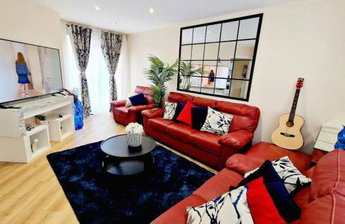 Modern Home near London ensuite room, 3 toilets - Foto 41