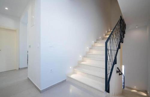 Luxury Villa Navis - Villa - Photo 43